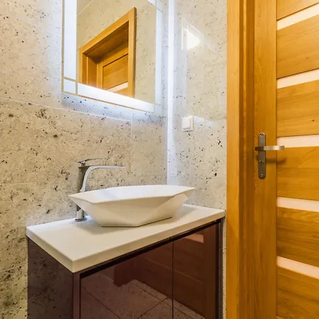 Lasko - Wildlife Phototherapy 4 Klimatyzowane Wille, Po 100m2, Z Dostepem Do Prywatnego Stawu, Ogrodu 2ha